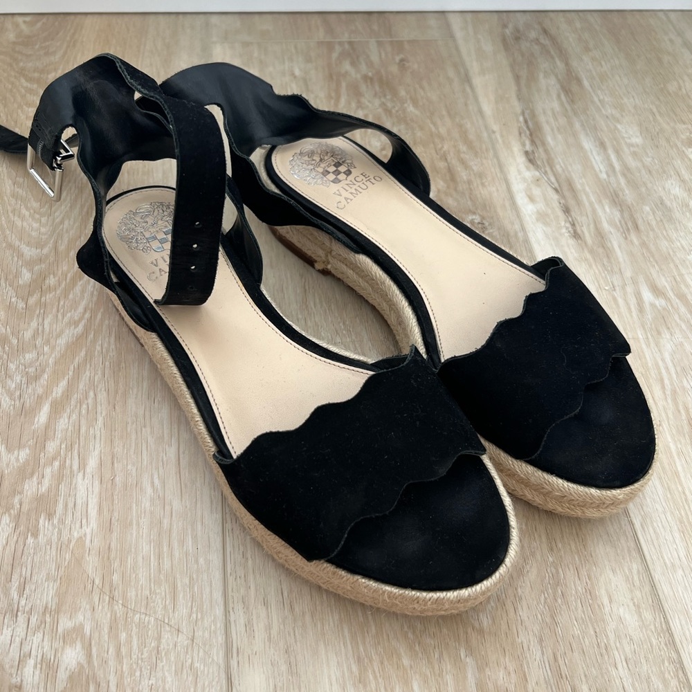 Vince Camuto Platform Sandal ✨